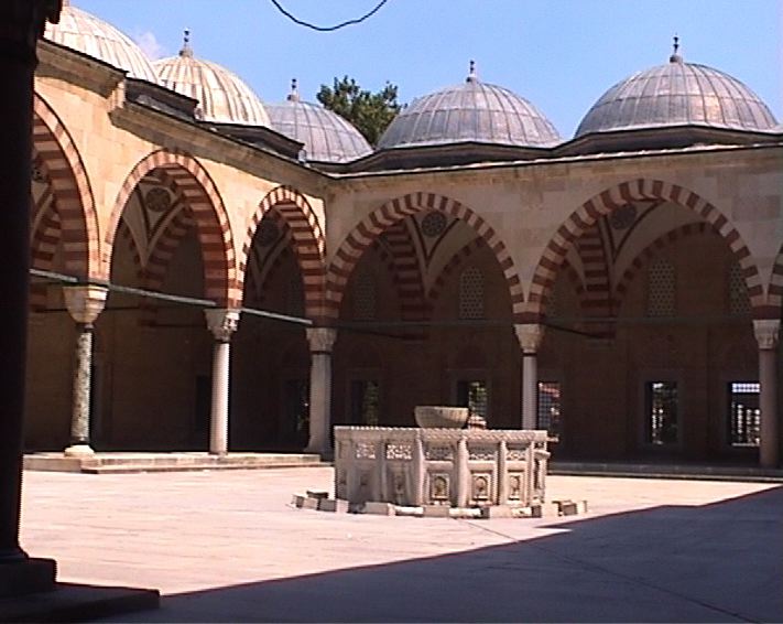 Mosquée_entrée.jpg