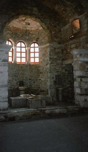parikia8.jpg